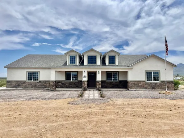 115 W Impreza Ln, Safford, AZ 85546