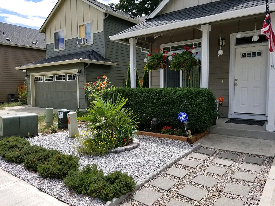 1st image of 3120 NE 120th Ct
