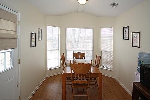 4th image of 3013 Gladiola Ct
