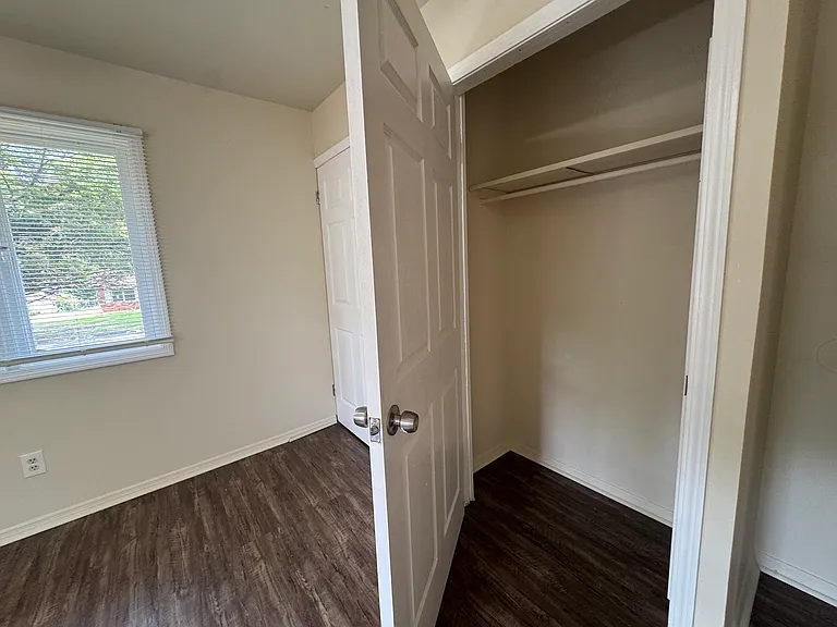 6108 King William Dr — Photo 12
