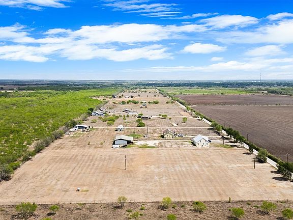 5th image of 1310 River Park Rd