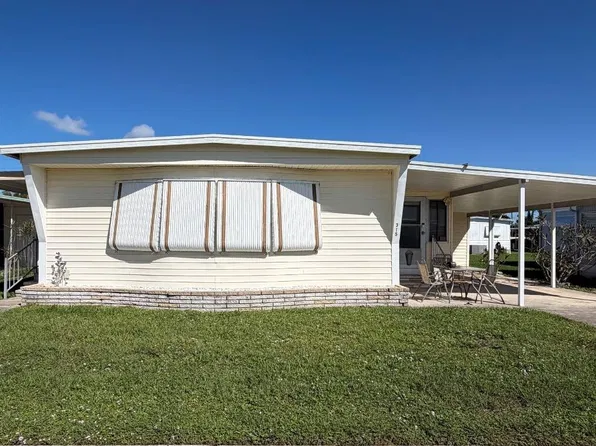 315 Diamond Head Dr, Bradenton, FL 34207