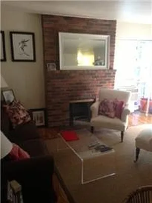 Rented by Adina Realty | media 16