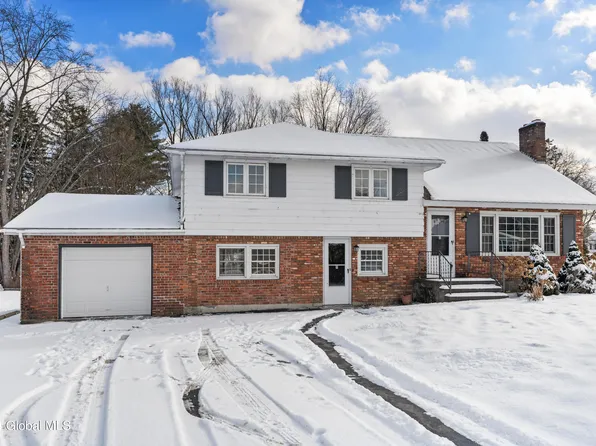 6 Berkley Road, Glenville, NY 12302