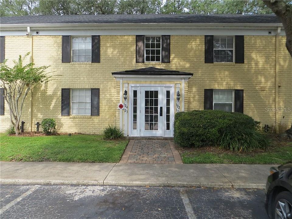 1st image of 122 Lewfield Cir #122