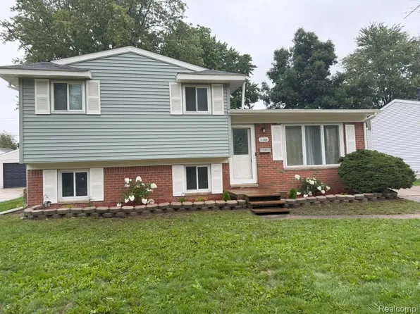 5348 Winshall Dr, Swartz Creek, MI 48473