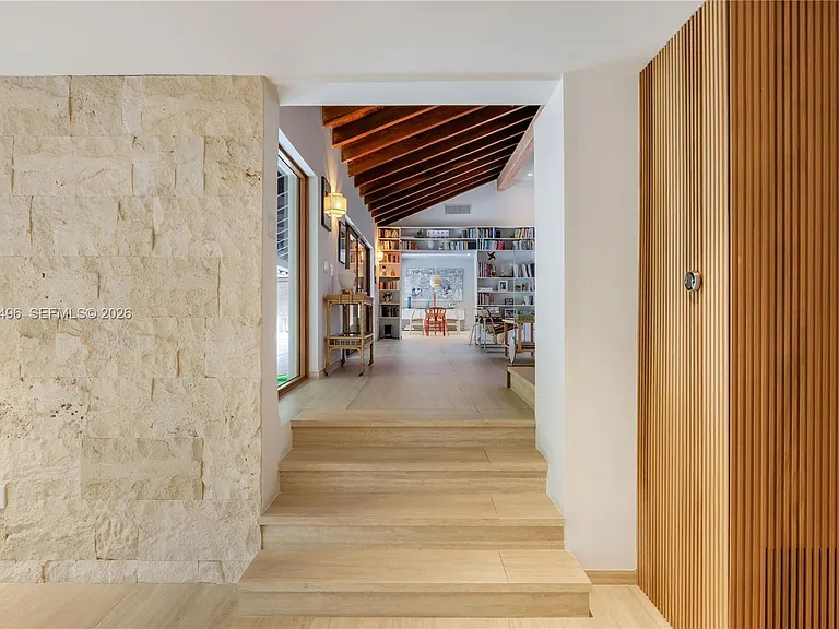 3600 Stewart Ave — Photo 3