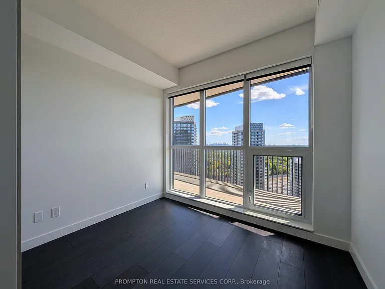 18 Esther Shiner Blvd #2909 — Photo 14