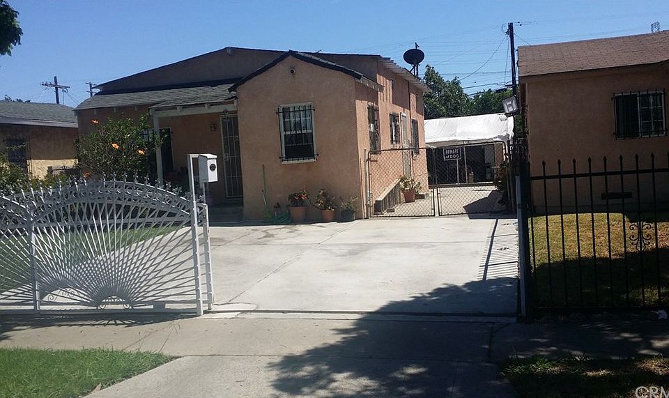 1st image of 806 E Colden Ave