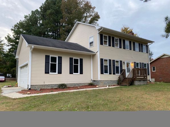 416 Circle Dr