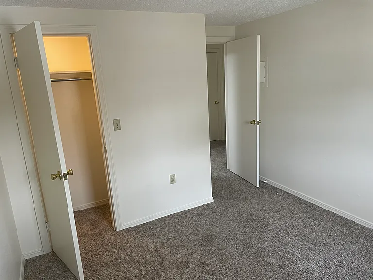 816 State St #3 — Photo 10