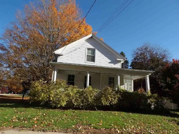 351 Woodstock Ave, Putnam, CT 06260