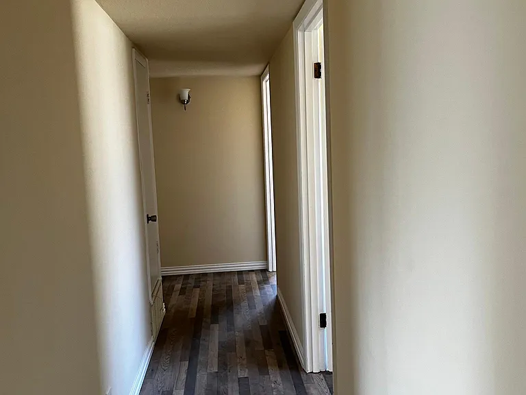 502 Worcester Way — Photo 16