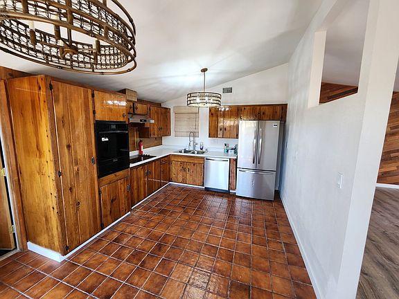 4th image of 2931 Mobley St