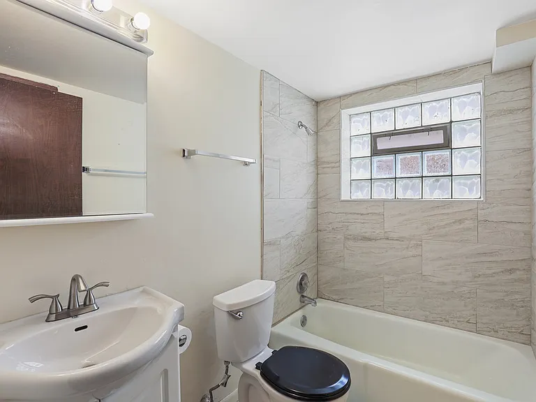 668 Clyde Ave — Photo 14
