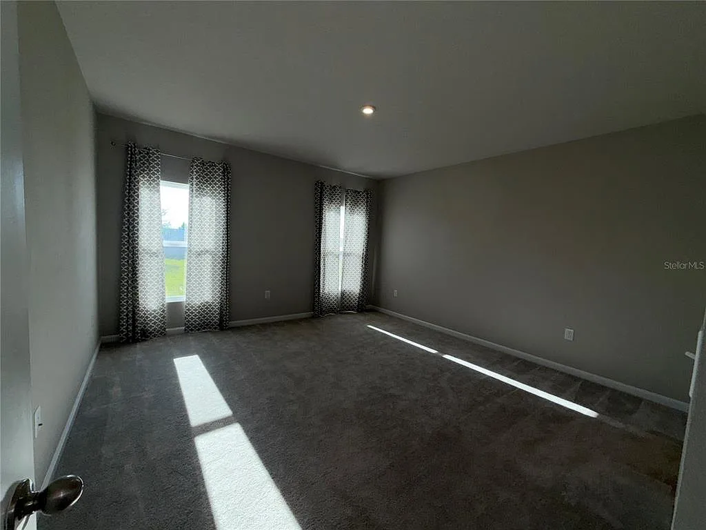 3 bed, 2.0 bath, 1450 sqft, $1,850 — Photo 4