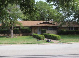 1399 S Hulgan Cir, Desoto, TX 75115