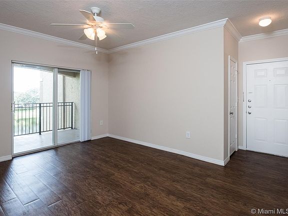 4th image of 101 SW 117th Ave #7306