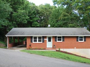 3427 Custis Ave, Roanoke, VA 24018