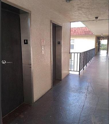 2nd image of 12590 NE 16th Ave APT 410