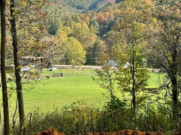 724 Dry Creek Rd, Jonesborough, TN 37659