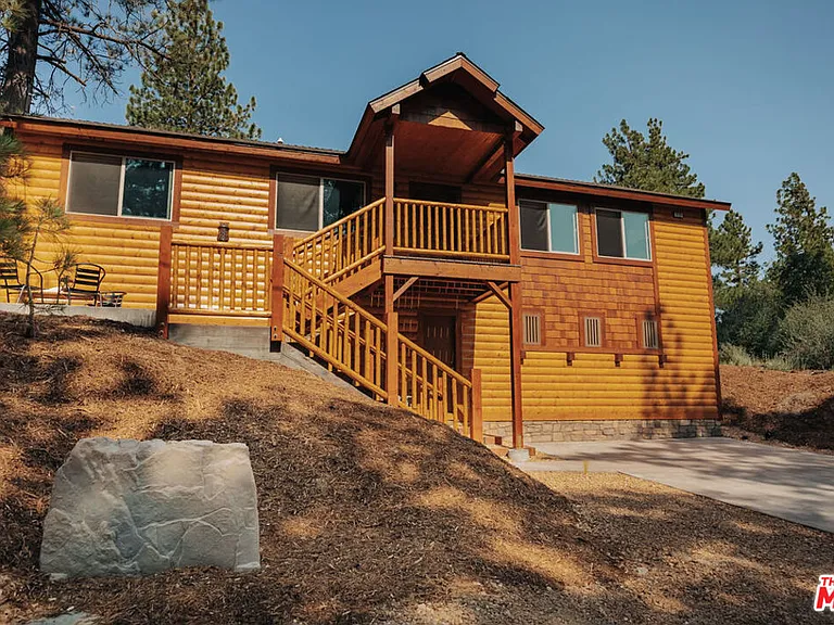 315 Northern Cross Dr — Photo 1