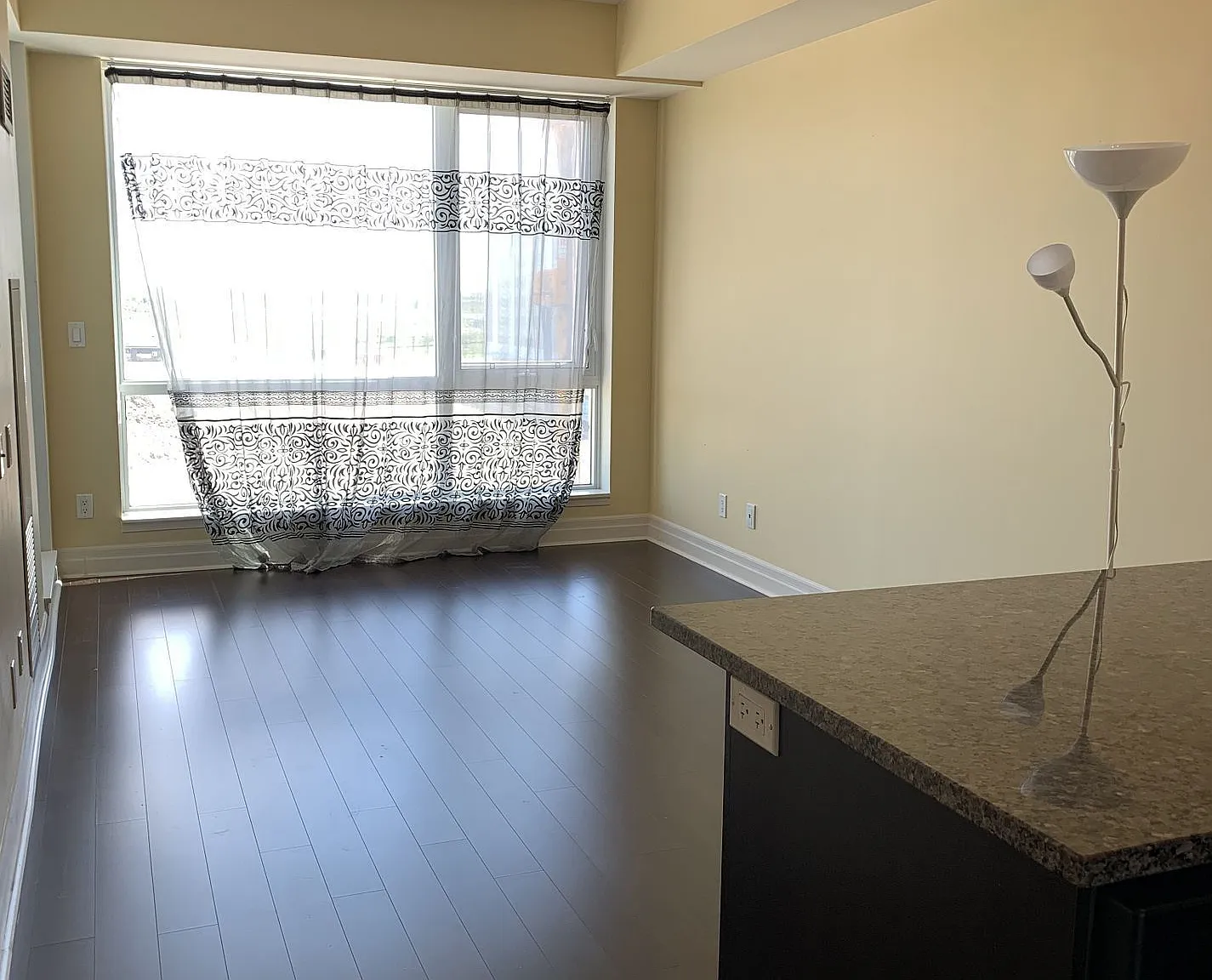 2 bed, $2,350 — Photo 4