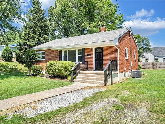2nd image of 4733 Pawling St NW