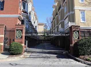 829 Clifton Heights Ln NE, Atlanta, GA 30329