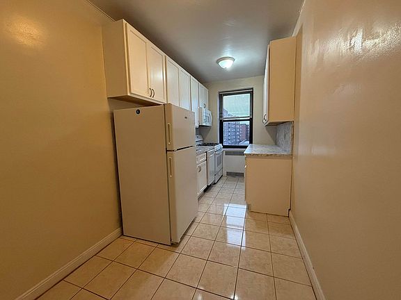 2nd image of 98-76 Queens Blvd #4KK