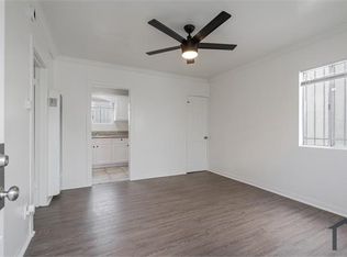 1735 1/2 W 64th St, Los Angeles, CA 90047
