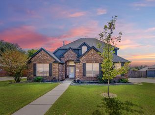 120 Hummingbird Ln, Justin, TX 76247