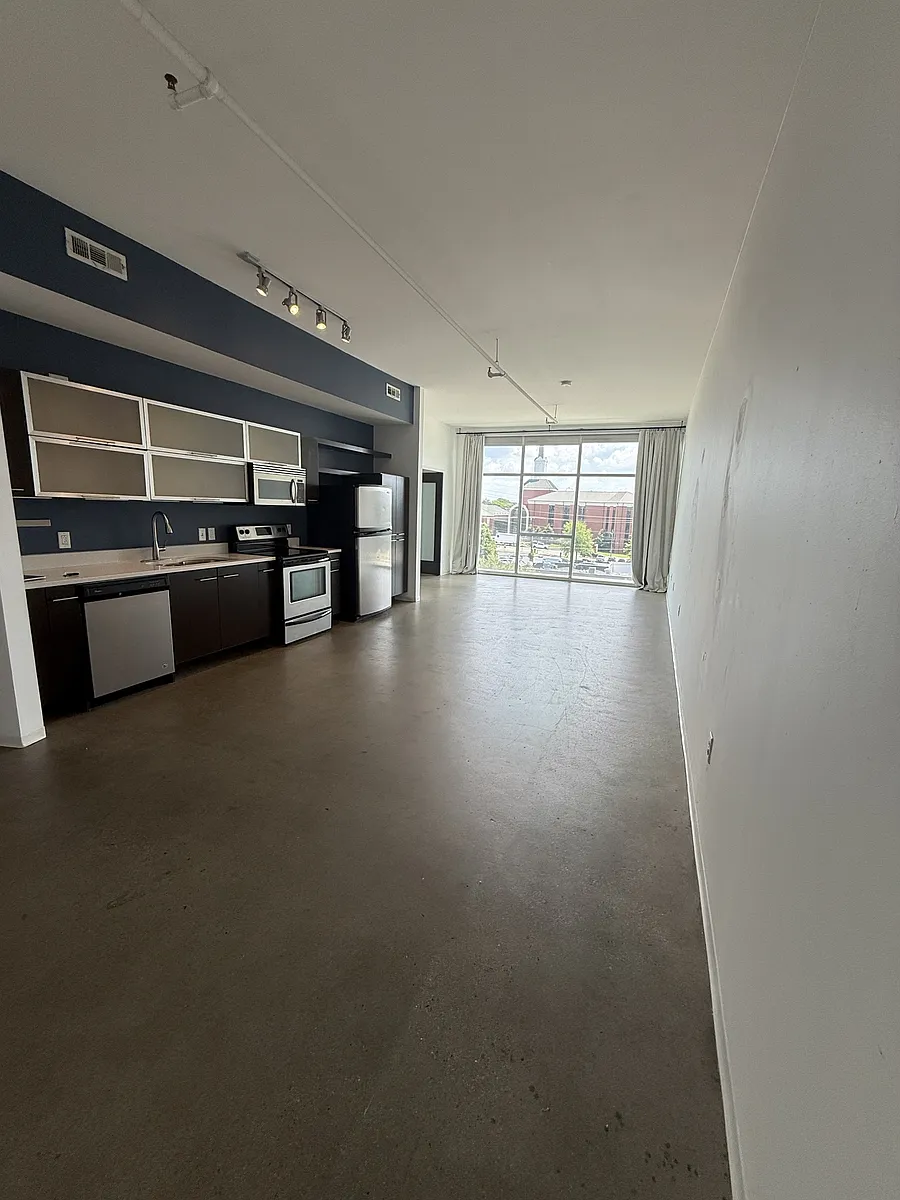 Building Photo - 2115 Yeaman Pl #414
