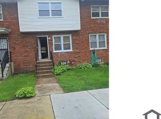 9932 S Clyde Ave, Chicago, IL 60617