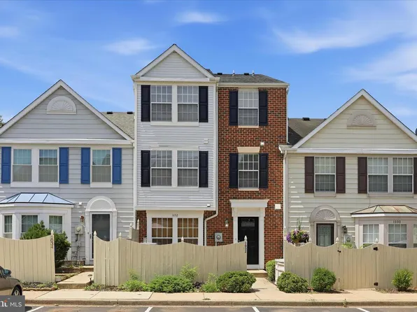 1032 Staghorn Ave, Frederick, MD 21703