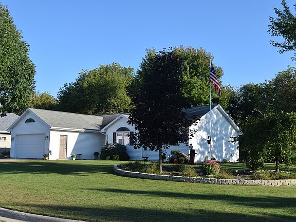 2nd image of 3420 Wiggins Way