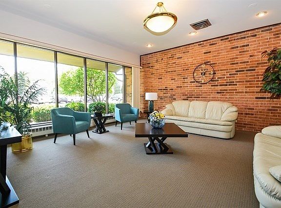Building foyer