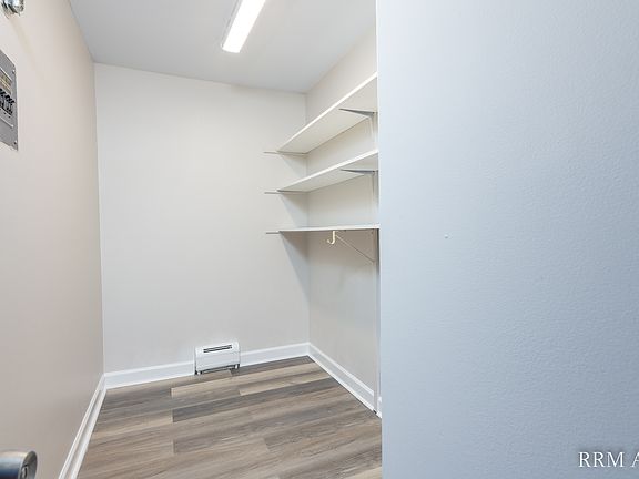 5th image of 156 E Cook Ave APT 8