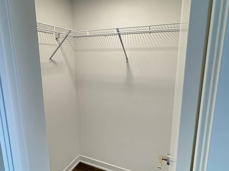 180 Front St E #803 — Photo 8
