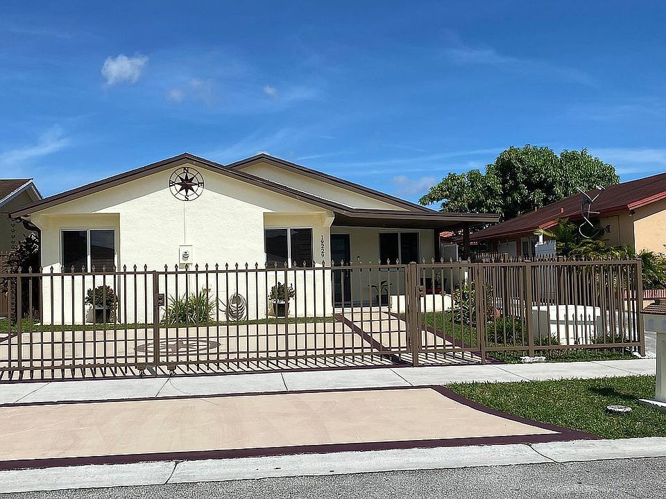 2nd image of 19229 SW 120th Ave