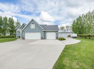 309 Plum Tree Rd, Hickson, ND 58047