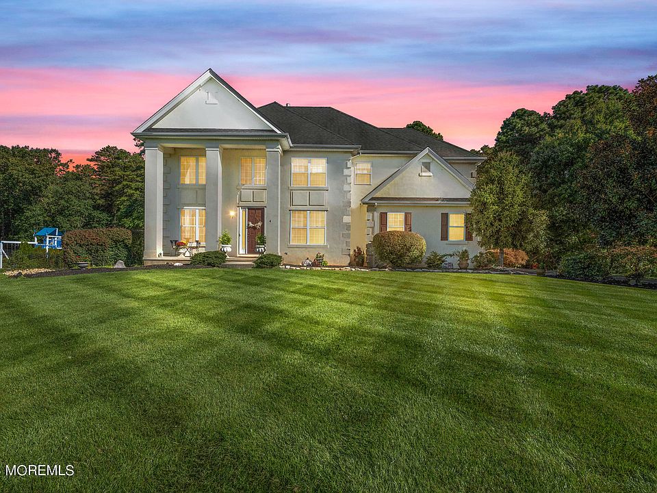 1st image of 4 Scottsdale Ct