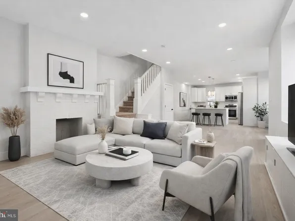 6506 N Park Ave, Philadelphia, PA 19126