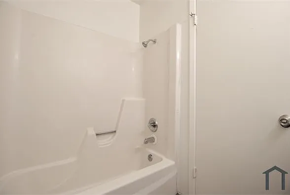 860 E Brown Rd #32 — Photo 18