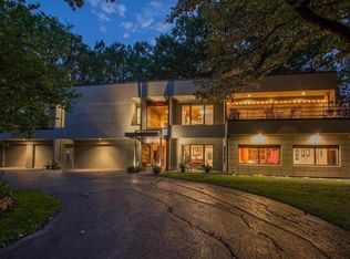 1425 SE Walnut Woods Dr, West Des Moines, IA 50265