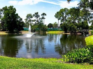 418 Meadowlark Ln, Naples, FL 34105