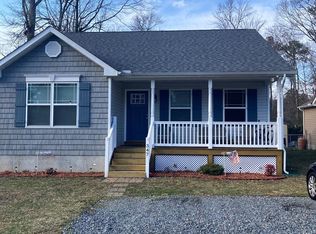 347 7th St, Colonial Beach, VA 22443