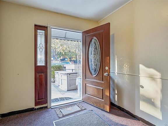 3rd image of 1719 Watson Ave Unit 1