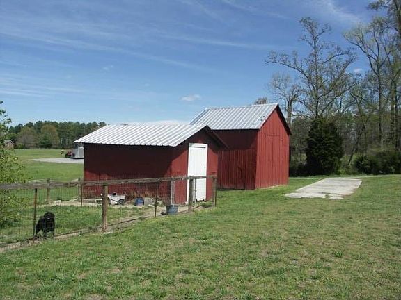 Barns