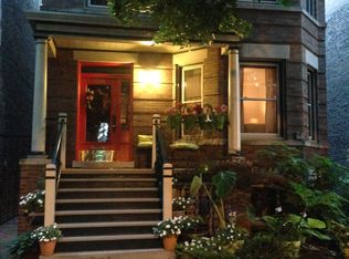 1335 W Newport Ave, Chicago, IL 60657